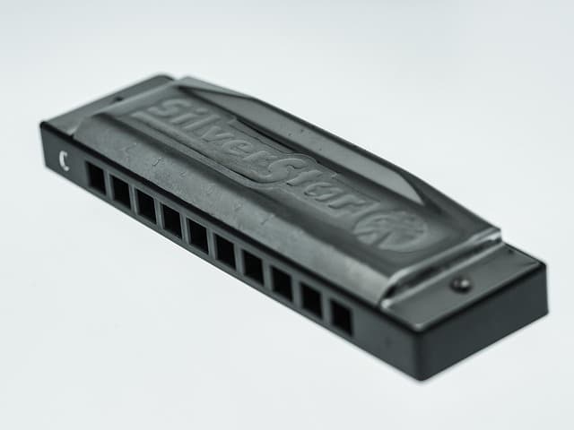 harmonica.jpg